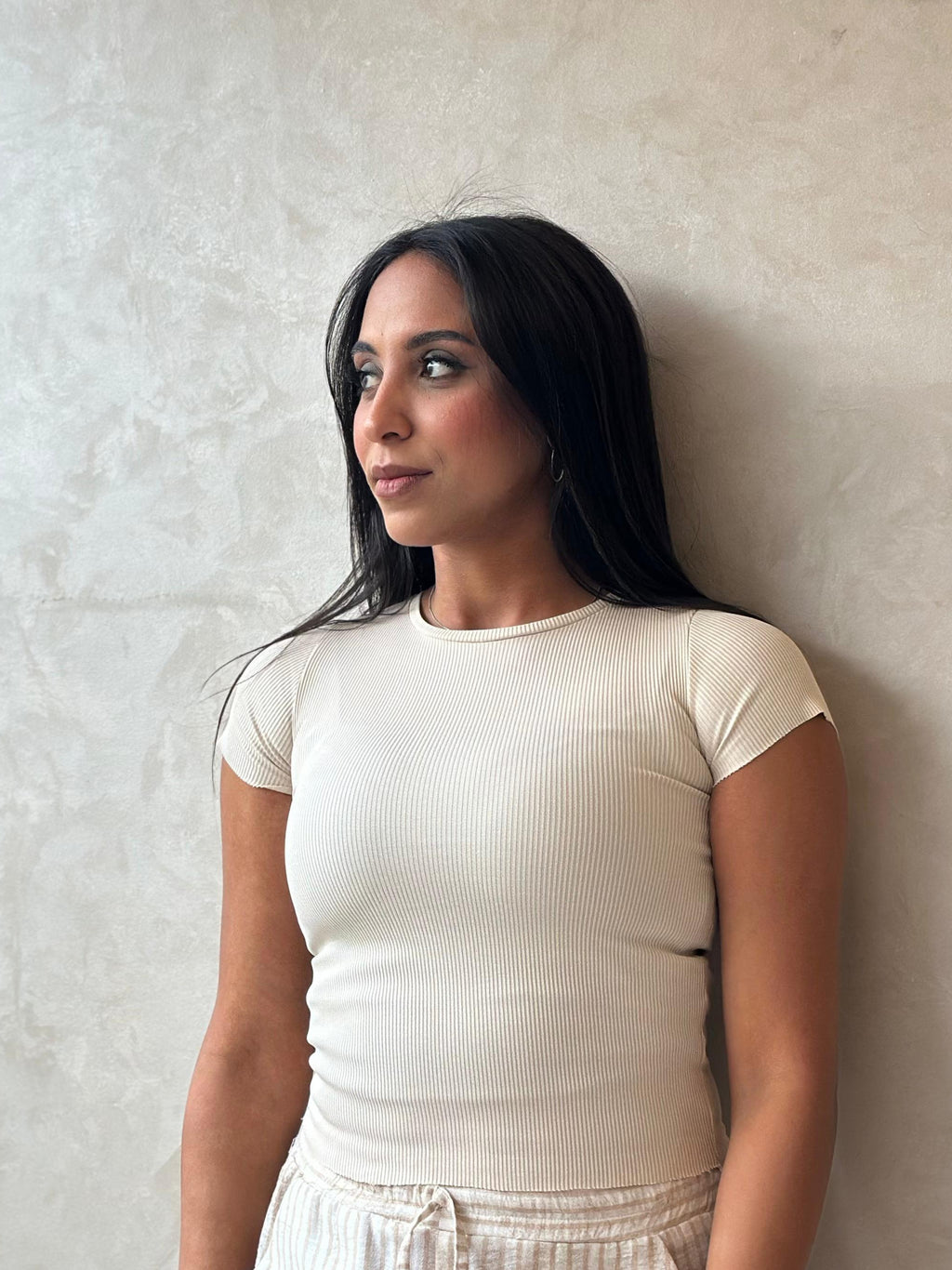 Ribbed Knit Basic T-shirt in Biege